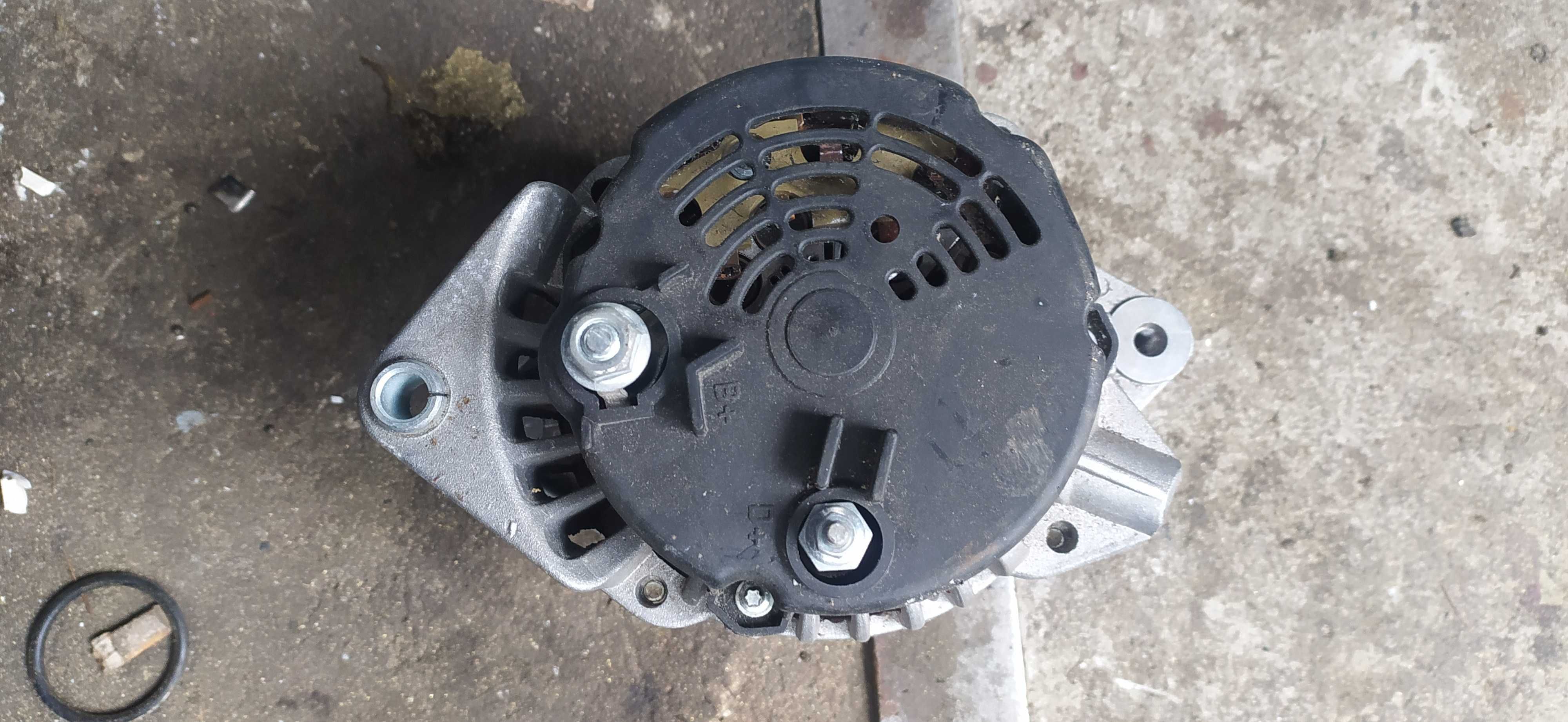 Alternator OPEL Astra G Combo Meriwa Zafira