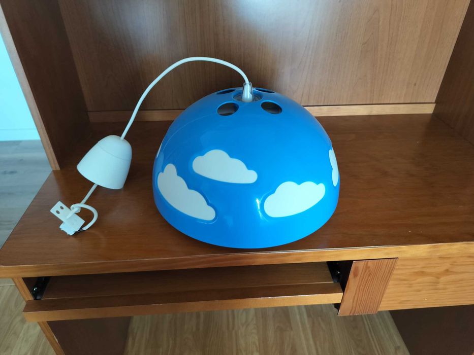 Candeeiro de teto infantil