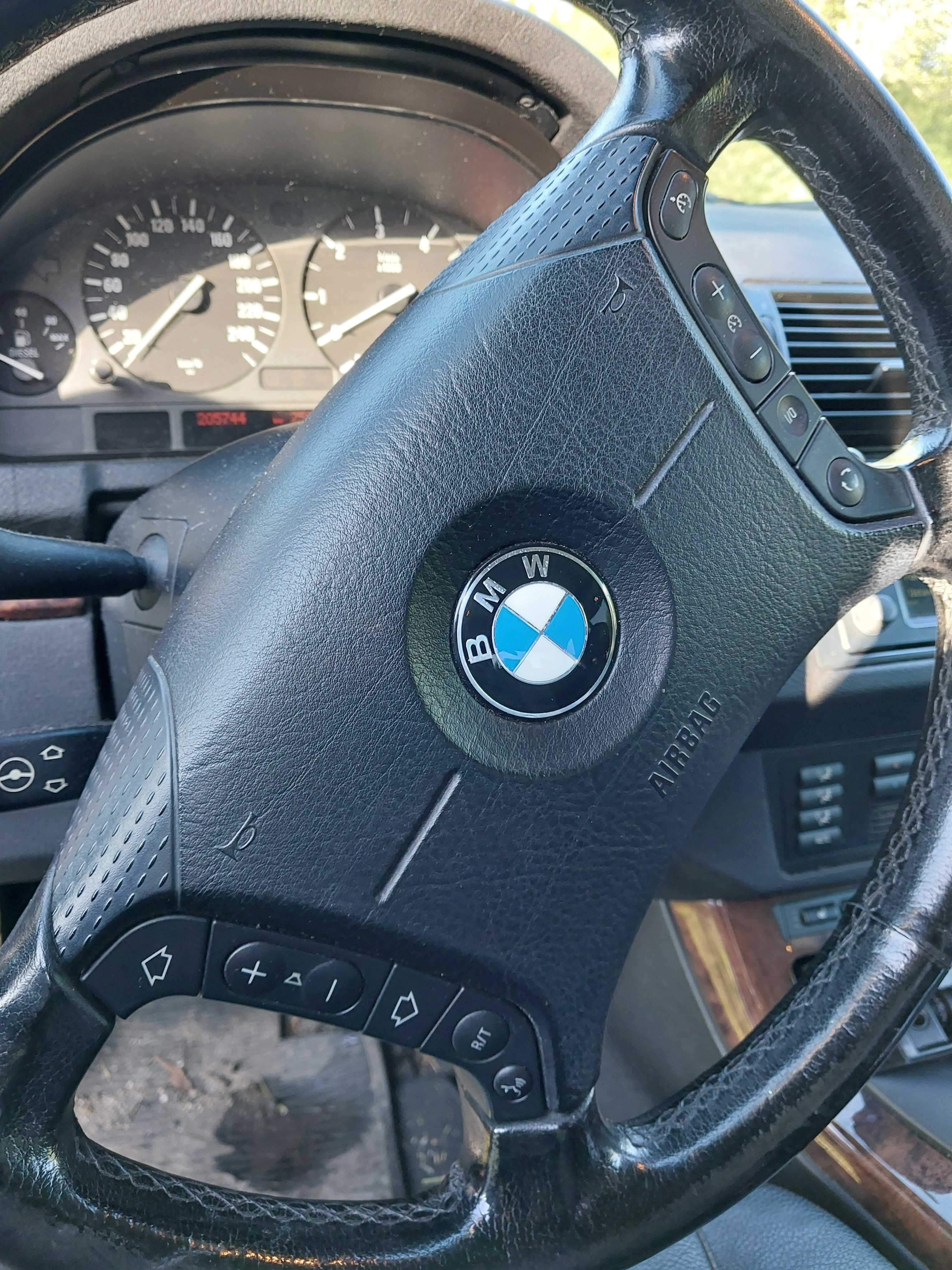 BMW  x5  samochód os.