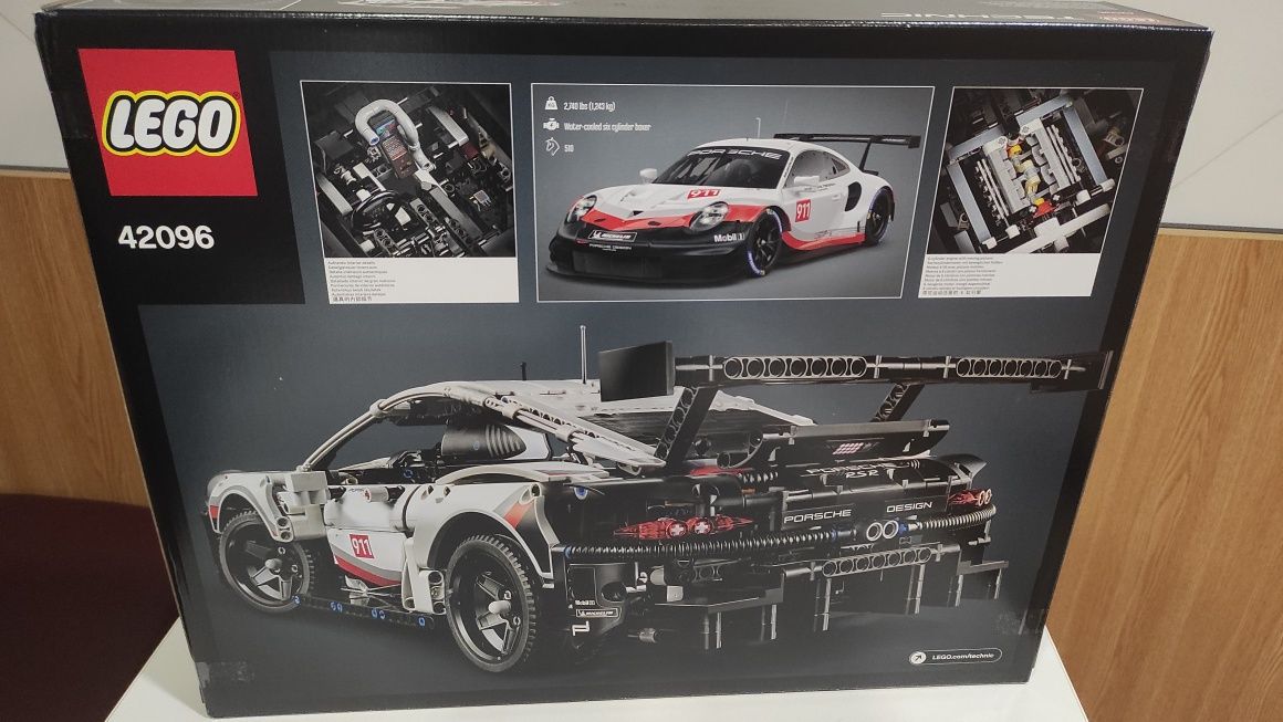 Конструктор LEGO TECHNIC 42096 Porsche 911 RSR (1580 деталей)