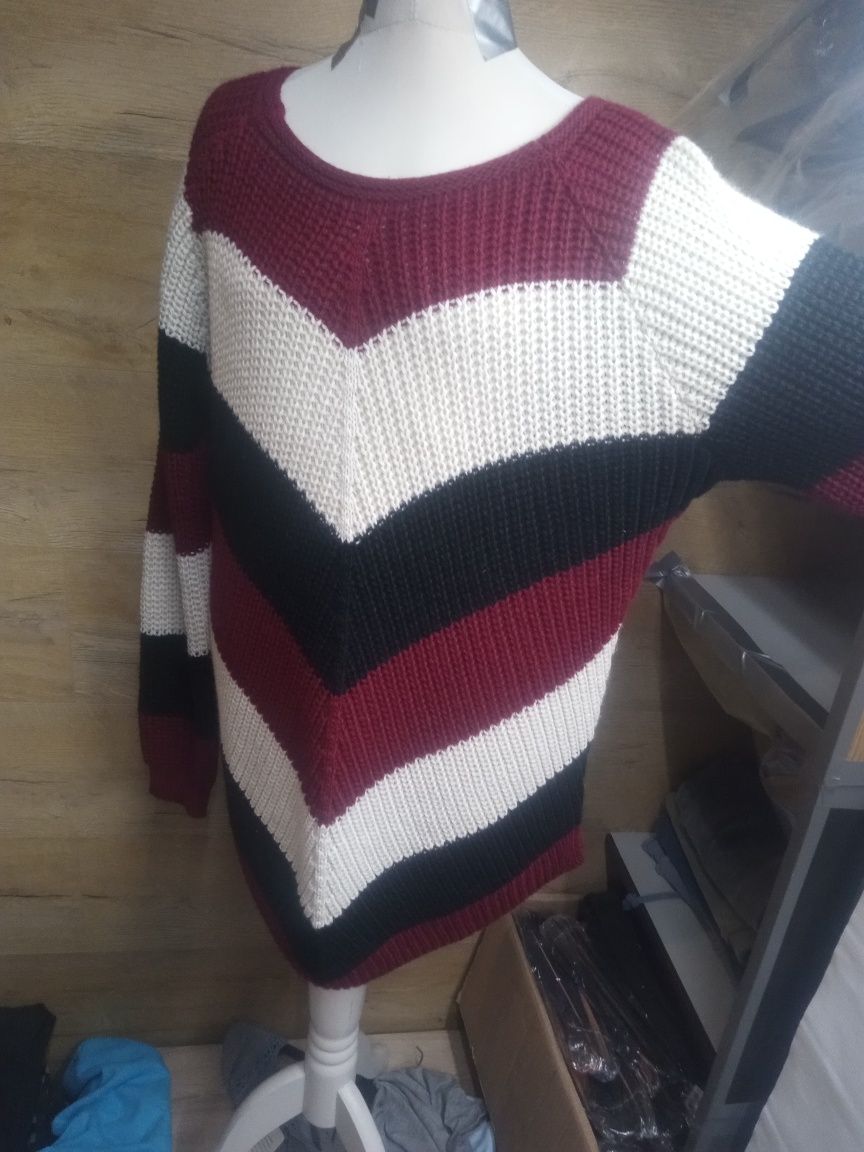 Sweter 3kolory produkcja włoska BAY wyprzedaż