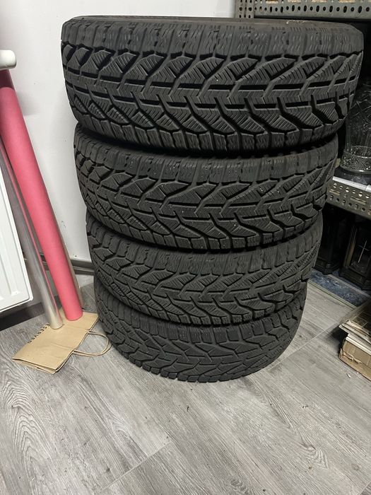 Sprzedam opony zimowe Kormoran 195/55/R16 87H
