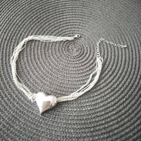 Łańcuszek z zawieszką w kształcie serca