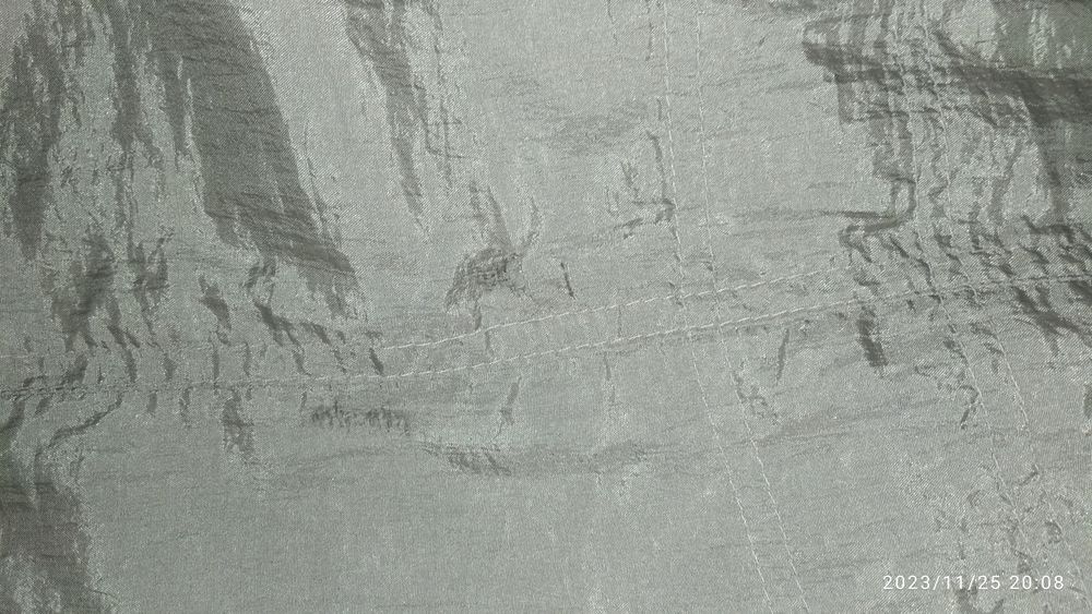 Продам жіночу куртку