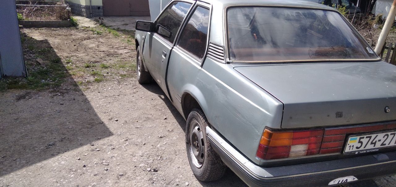 Продам opel ascona cupe 1981 года