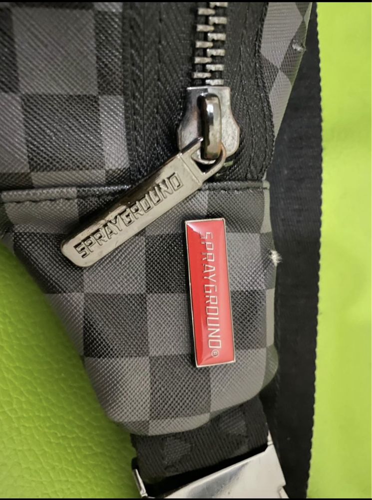 Bolsa Cintura SprayGround Edição Limitada