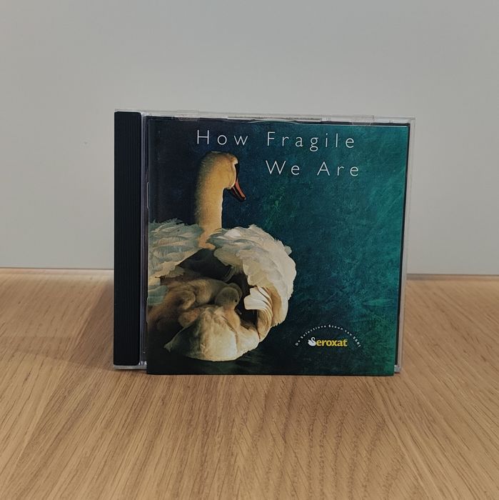 In Clover Falling Pieces