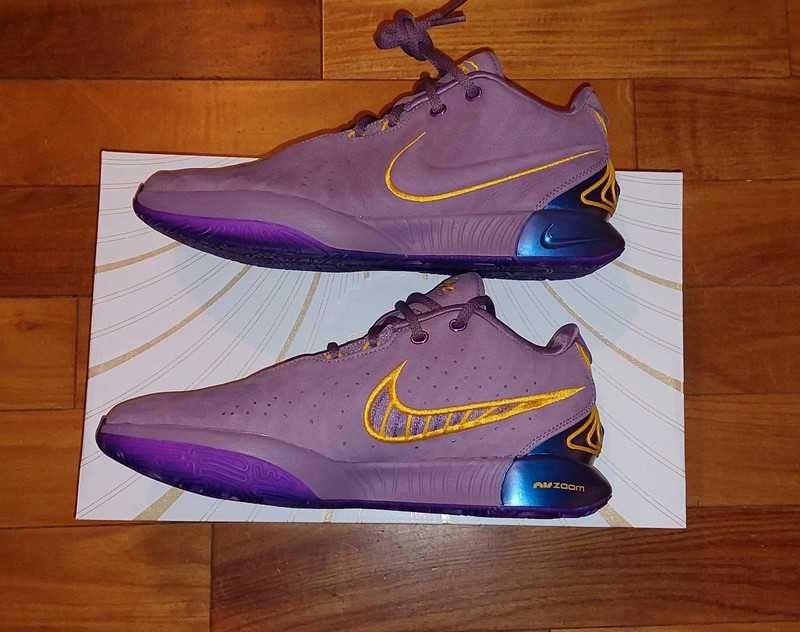Nike LeBron XXI 21 Violet dust \ university gold rozmiar 44,5 Nowe DS