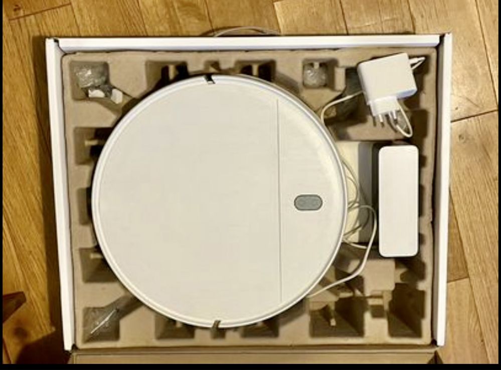 Robot sprzątający XIAOMI Mi Robot Vacuum-Mop Essential MJSTG1