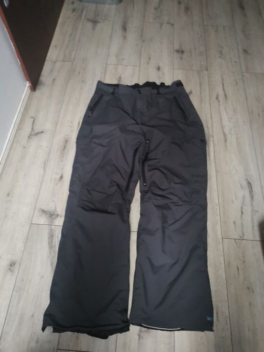 Spodnie śniegowe rozmiar XL