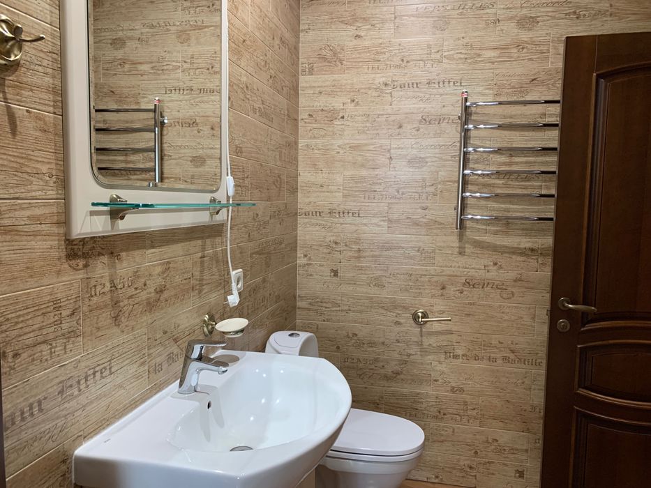 Оренда БЕЗ% будинку 185 м², 6 сот / Нивки, Порічкова / аренда дома