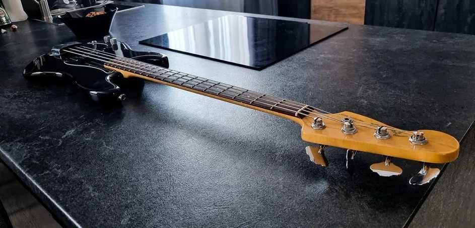 Fender Precision Bass USA левосторонний, для левши, left-handed, lefty