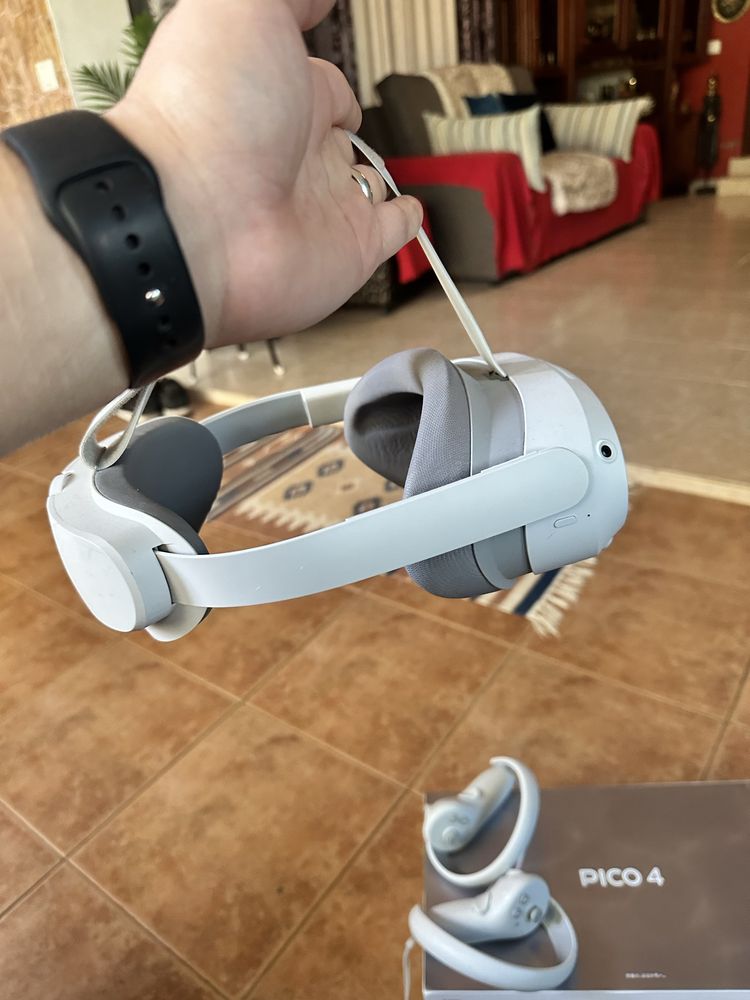 Pico 4 VR (oculos de realidade virtual)