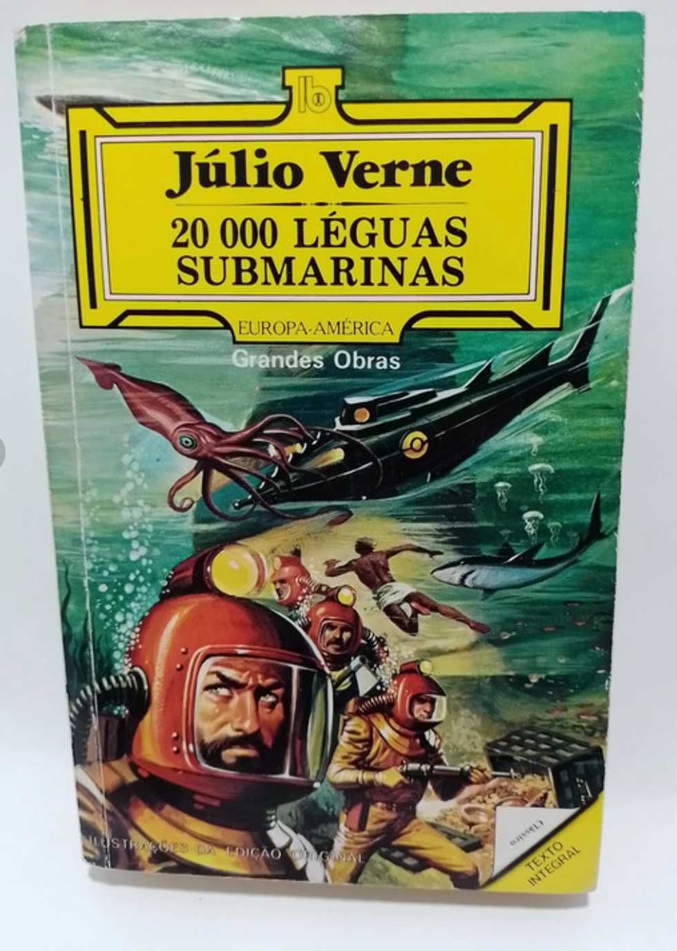 Vários Livros usados