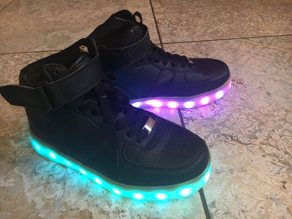 Buty LED świecące r. 36 GOFC ładowane na USB