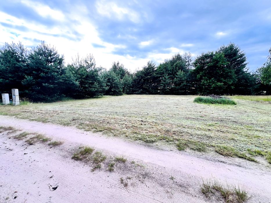 Działka budowlana 800m2 w Puszcza Mariańska, media