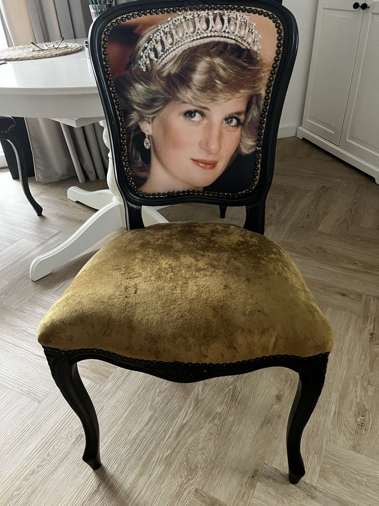 Piękne krzesło w kolorze szampańskim Księżna Diana