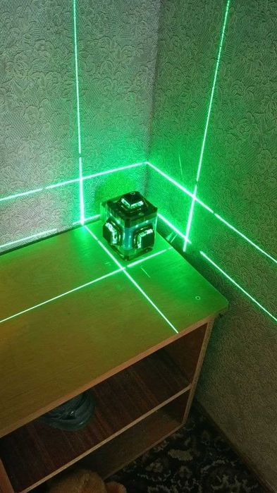 Будівельний лазерний рівень 4D. Лазерний рівень. Нівелір 16 ліній.