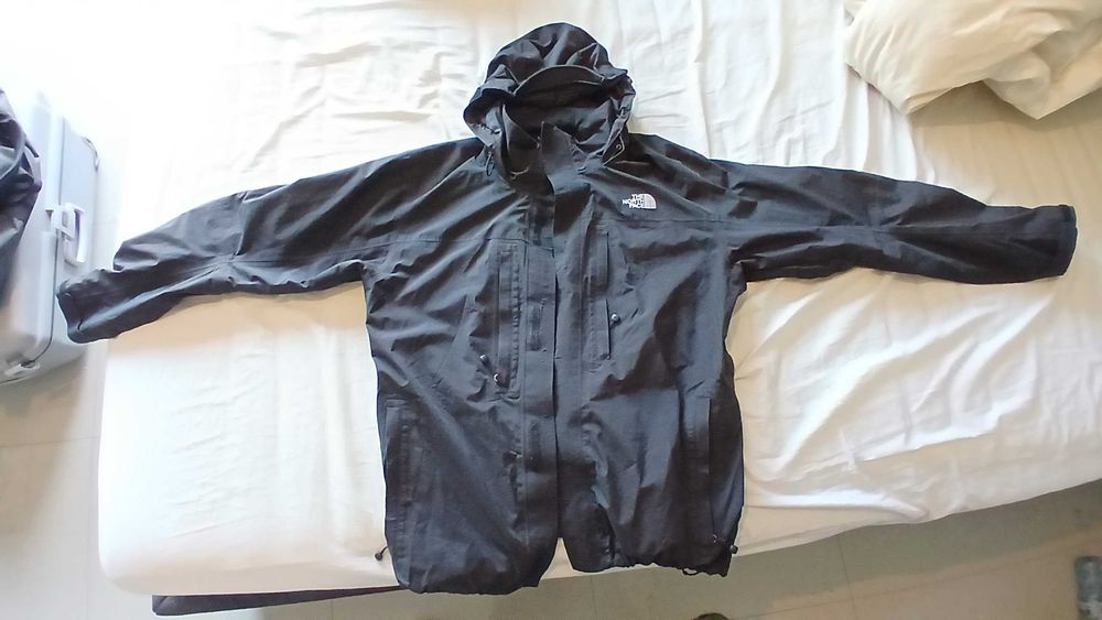 GORE-TEX The North Face Rozmiar L Czarny PACLITE (lekki) Czarny Kurtka