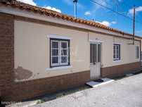 Moradia T3 no Vale de Santarém