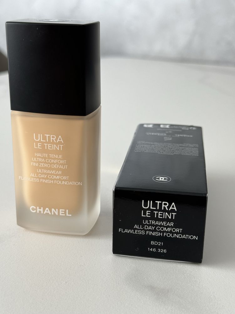 Тональный Chanel ultra le teint