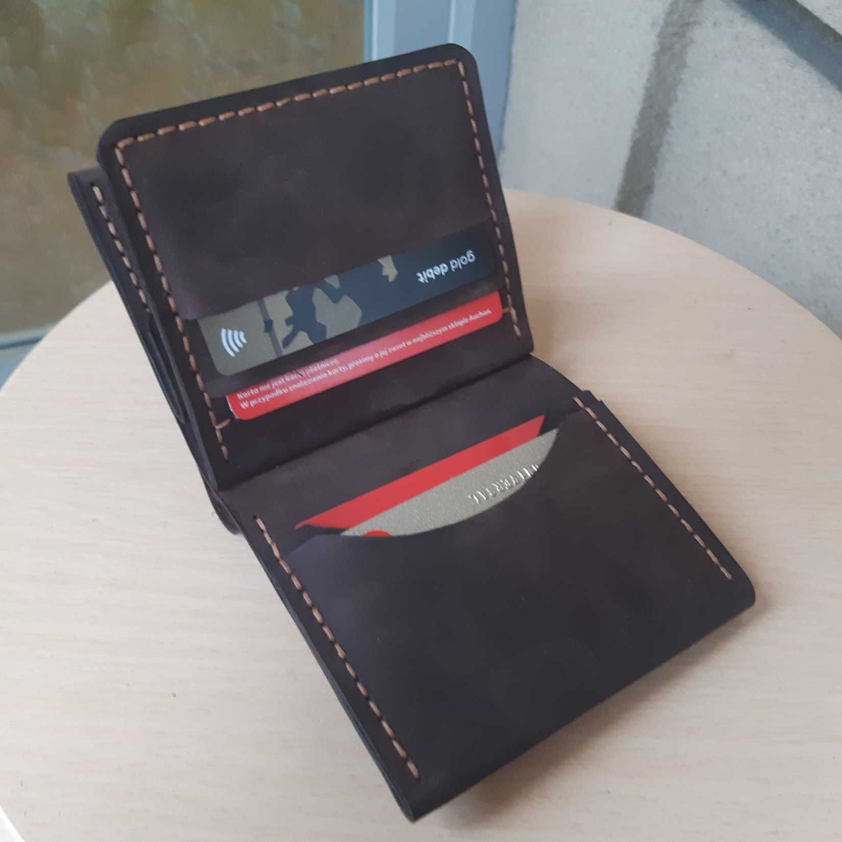 Portfel męski skórzany na siedem kart z grawerem handmade