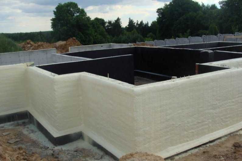 Ocieplanie pianką i celulozą