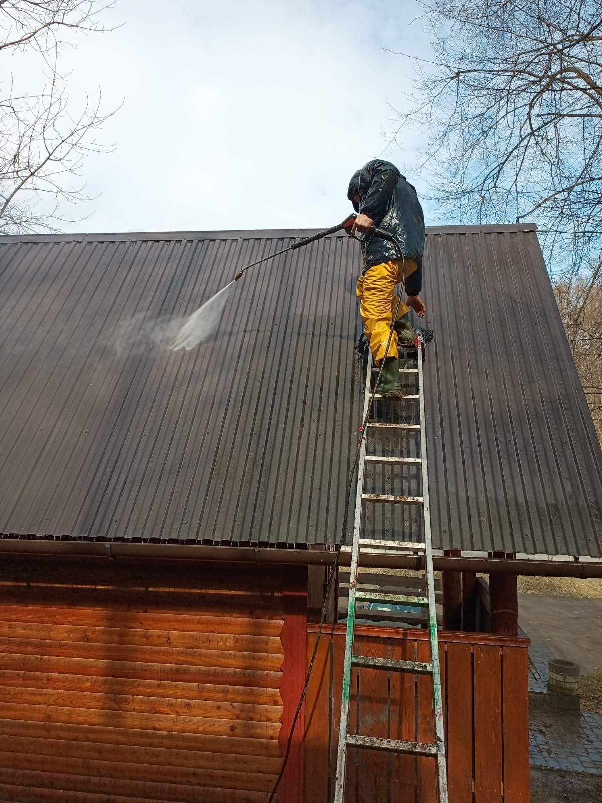 Миття дахів/куполів. Очищення бруківки/фасаду.ШВИДКО! Фарбування дахів