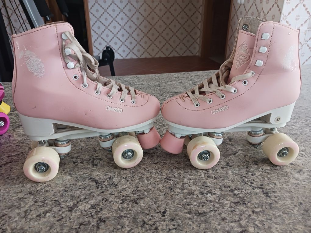 Patins de menina. Tamanho 37.