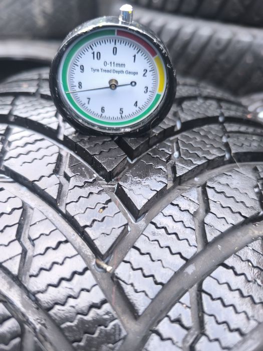 #Opony Firestone winterhawk 215/50/18  komplet