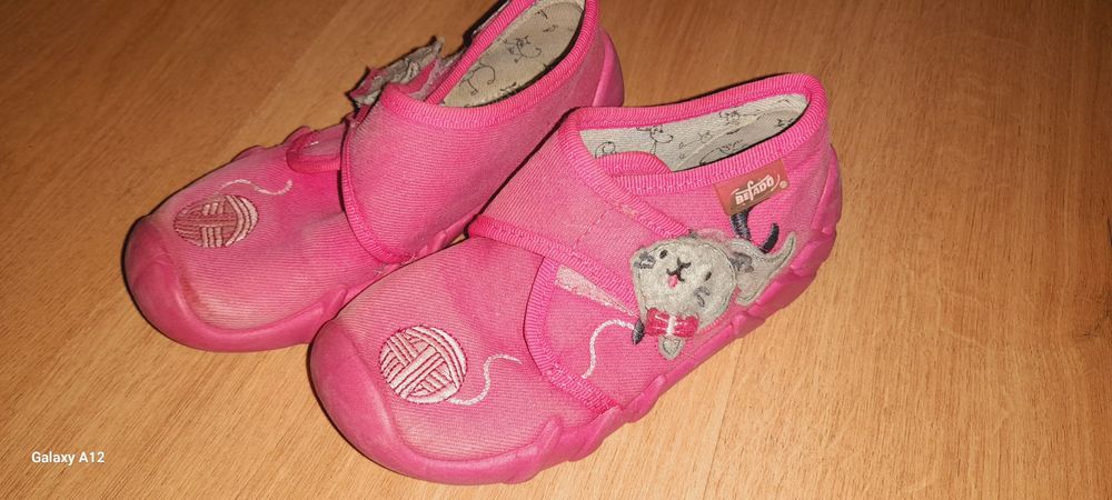 Buty letnie r.25 sandałki