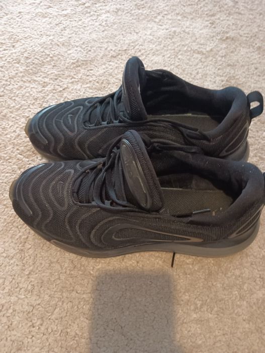 Tenis sapatilhas  -Pretas	Nike	Airmax 720*