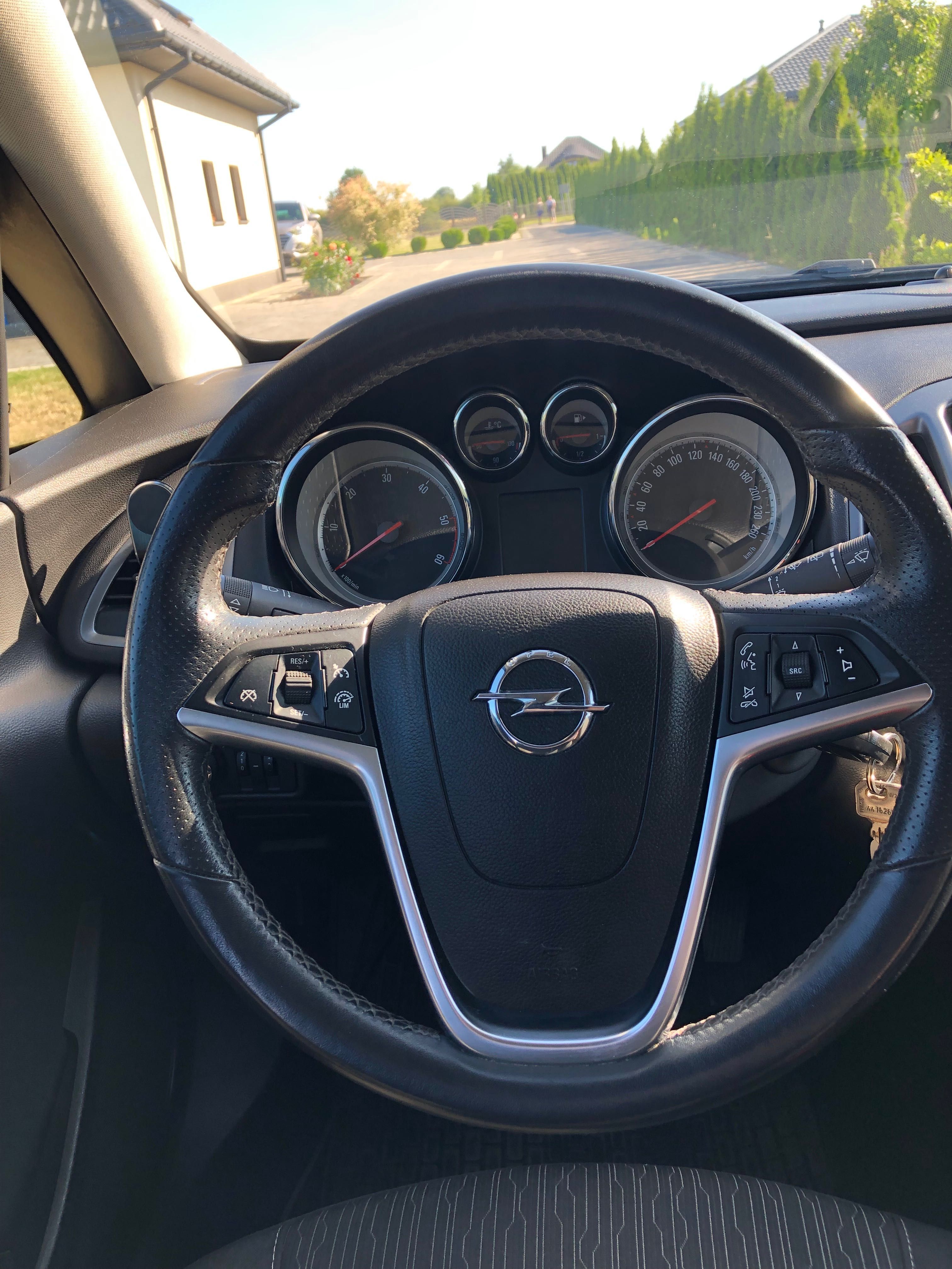 Sprzedam Opla astre j 1.7 cdti