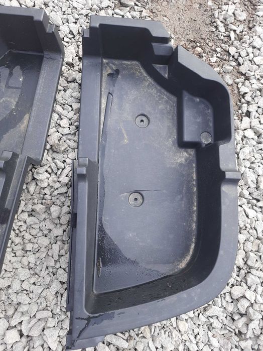 Полка вставка для інструментів Тойота Avensis T25 toyota 64995 64997