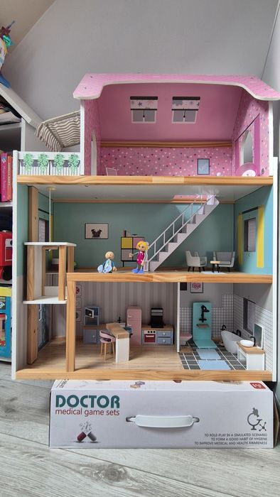 Domek dla lalek/ dzieci do zabawy 80cm