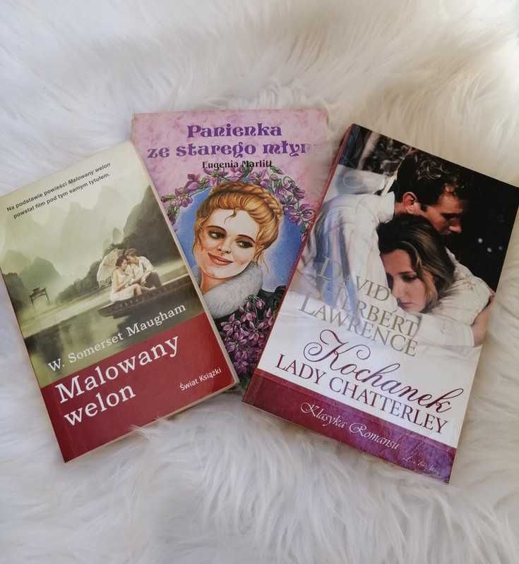 Paczka książek, romanse, literatura lekka