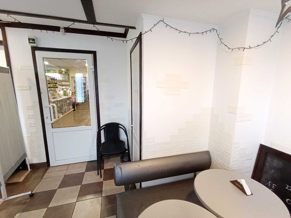 Сдам фасадное помещение пгт. Немешаево ул. Пушкина Hotelʹ "Sotnik"