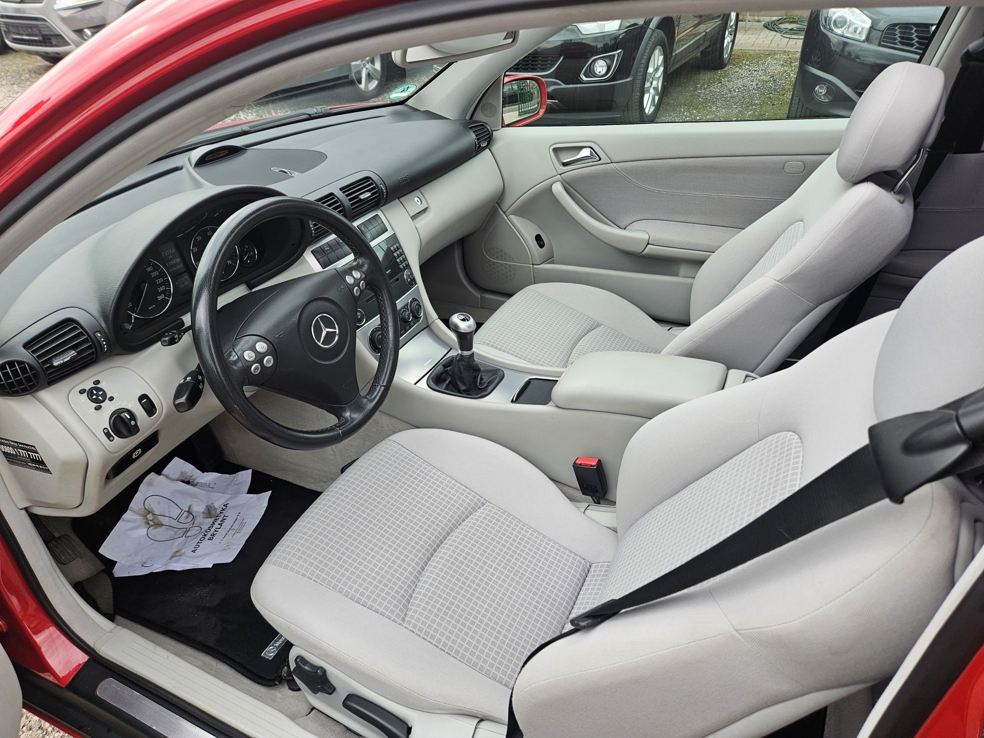 1.8 benz 6-bieg klima szyberdach Panorama super stan bez rdzy