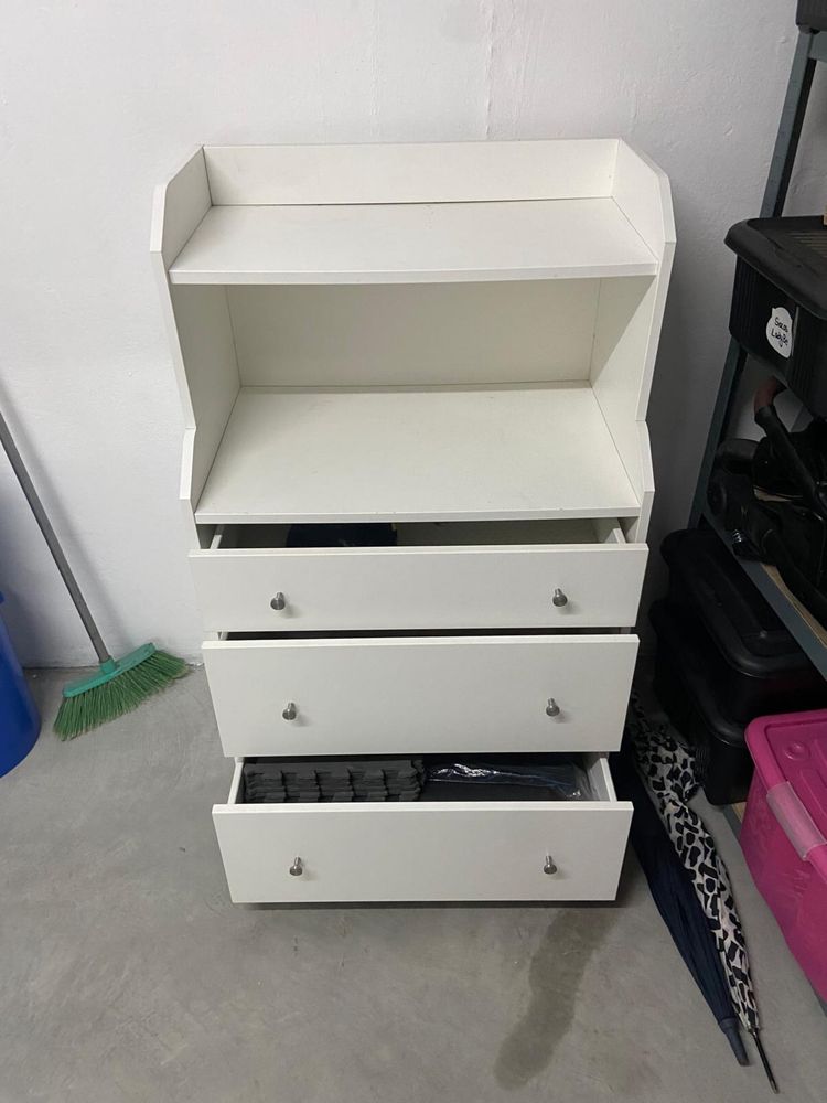 Armario ikea com gavetas