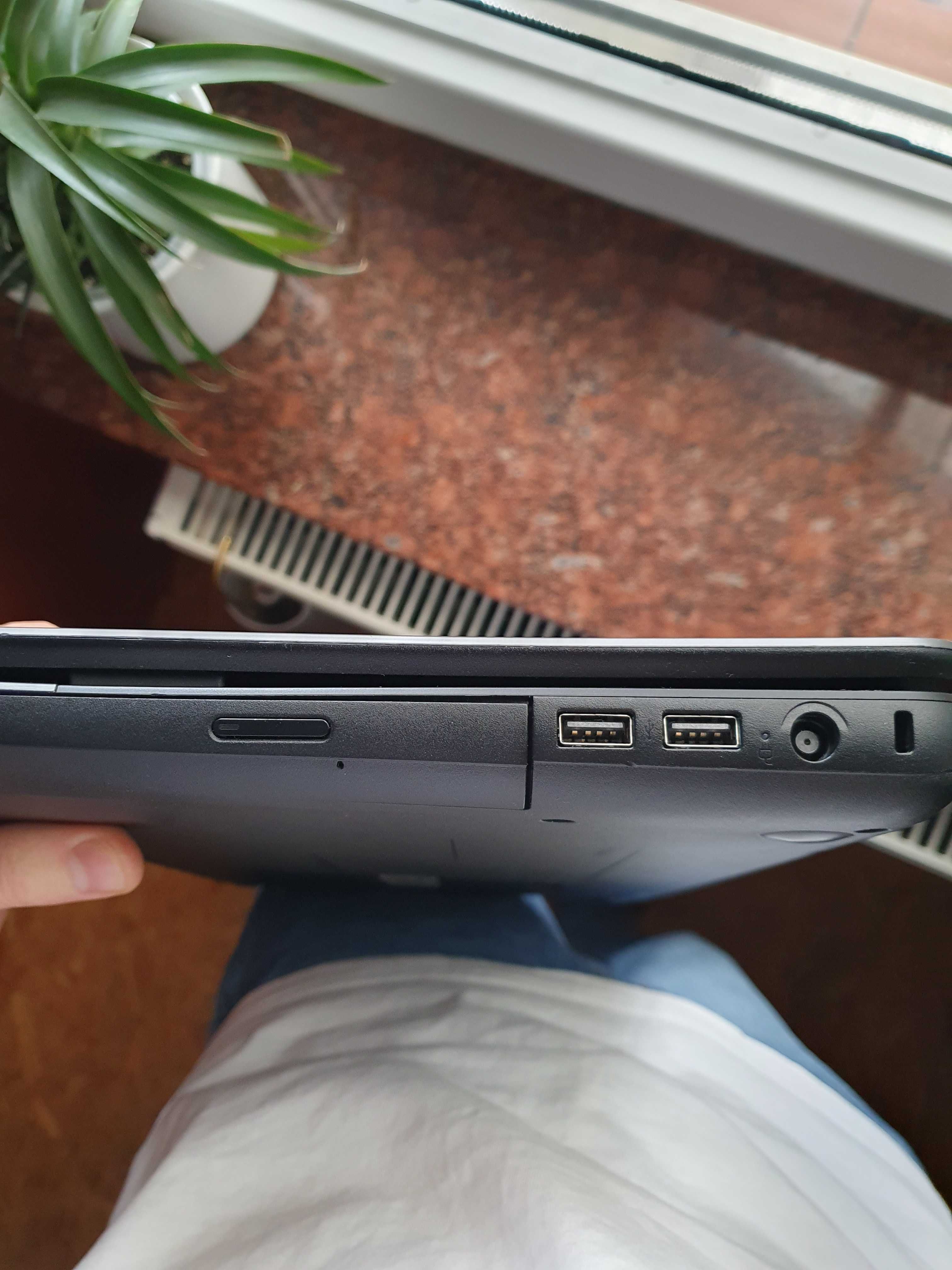 Laptop HP 655 Bdb stan !