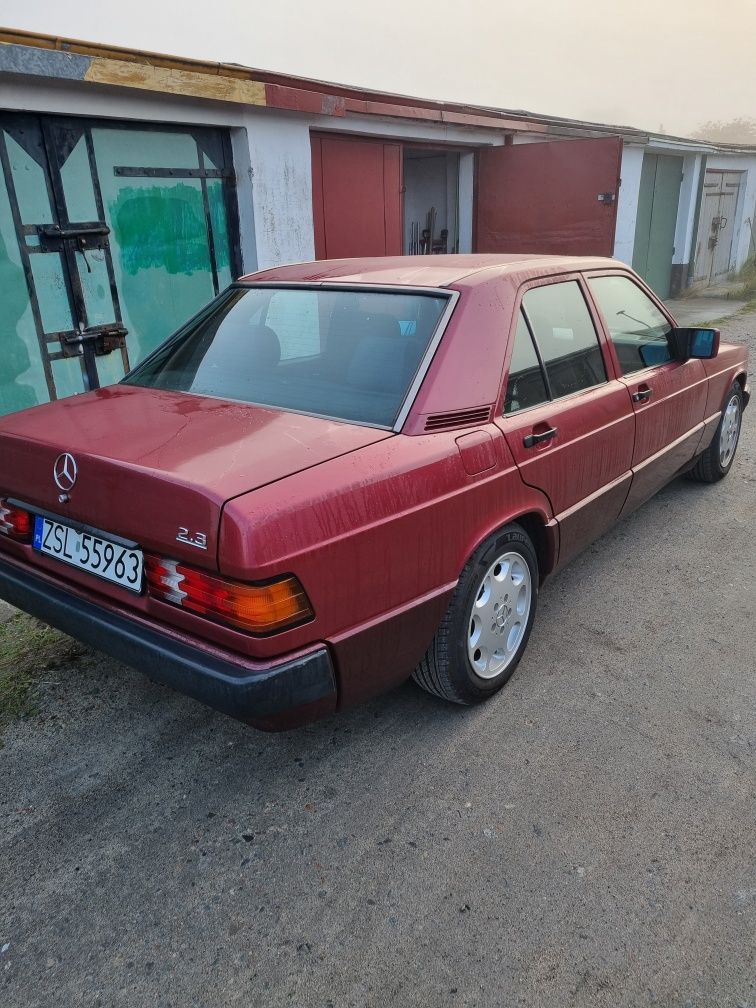 Sprzedam  zamienie Mercedes-Benz w201/190e/