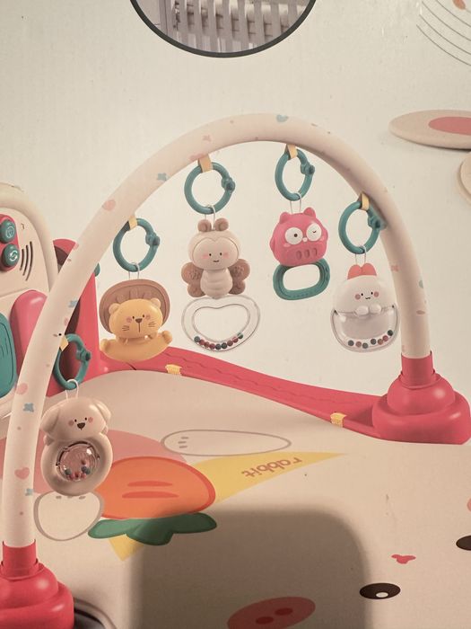 Розвиваючий килимок Piano Playgym з іграшками