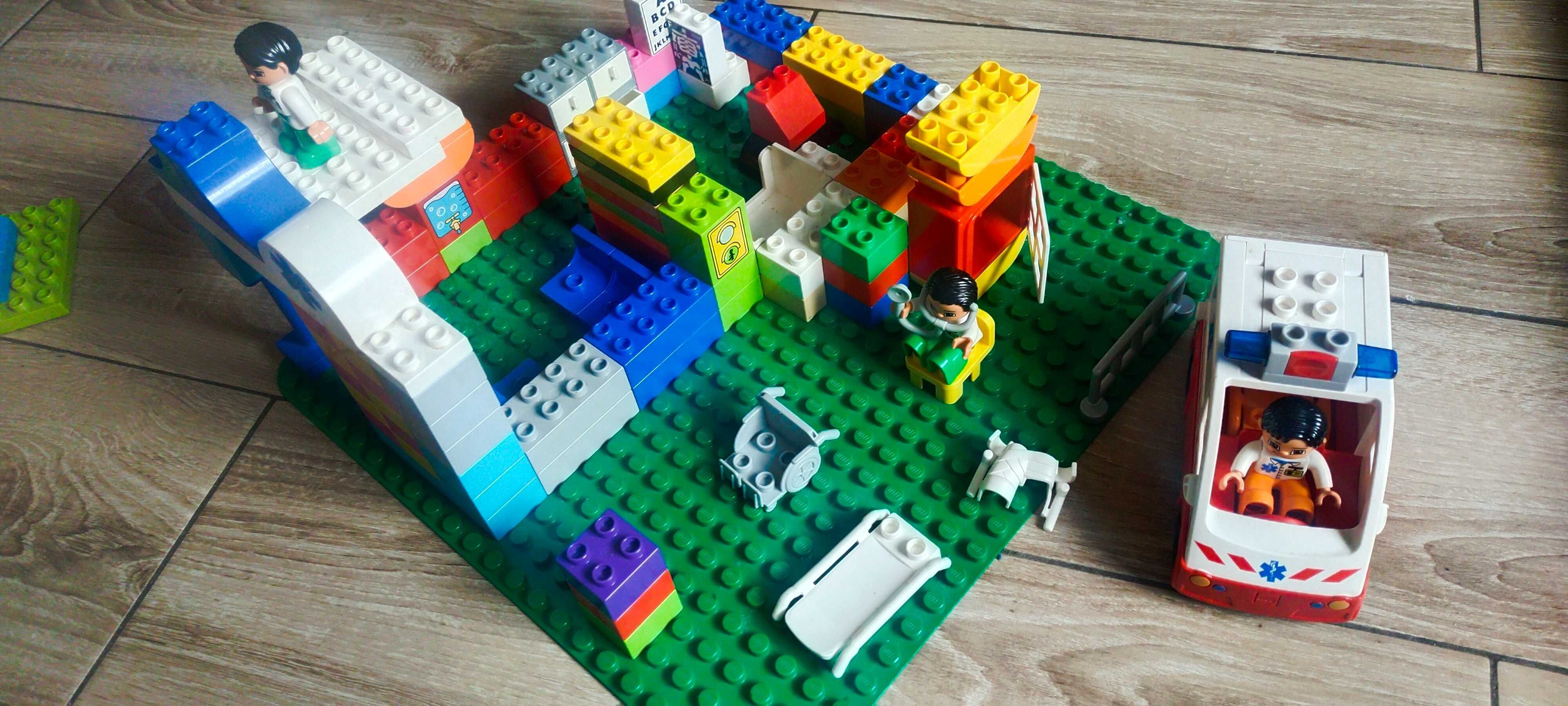 Mega zestawy lego duplo kolejka tory pizzeria i inne