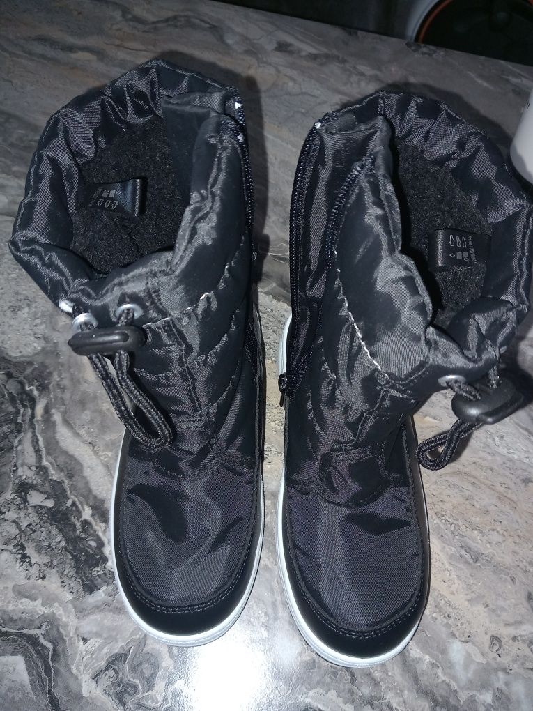 Buty zimowe i przejściowe ( Rozmiar 32]
