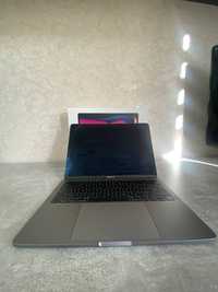 Ноутбук Apple MacBook pro 13 2017