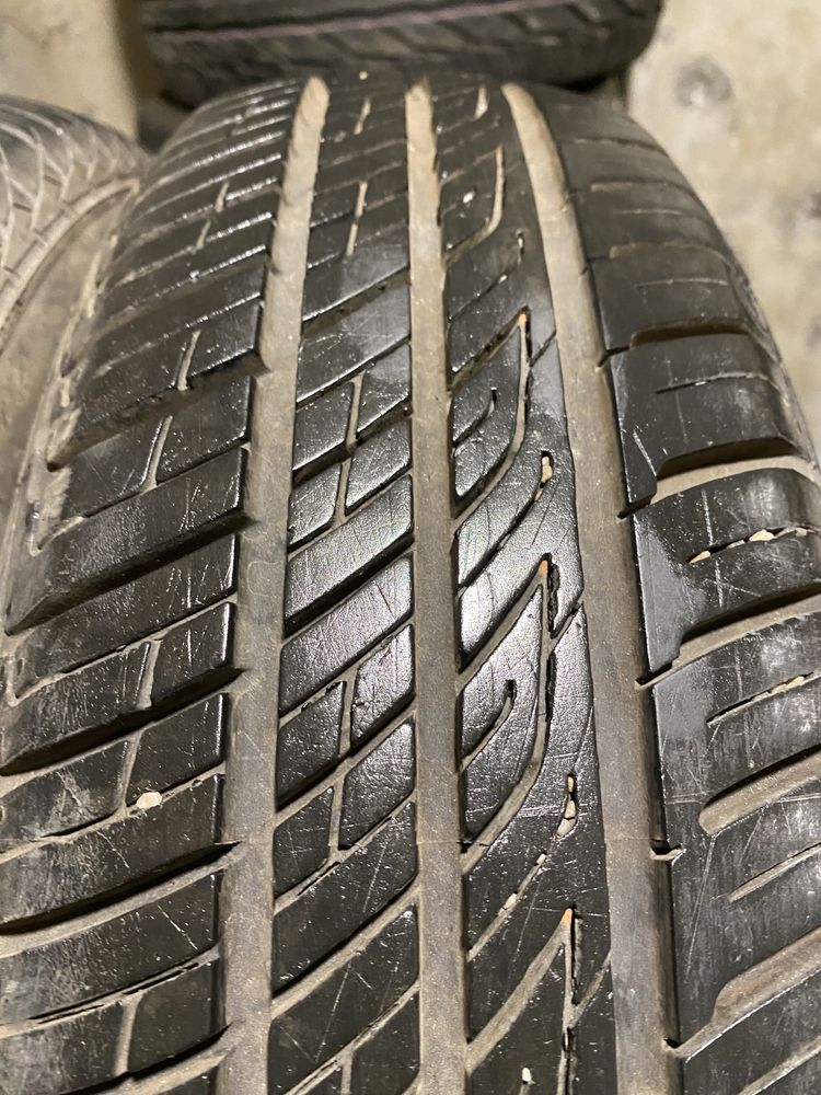 165/70 R14 Barum Brillantis 2 пара шин летних.