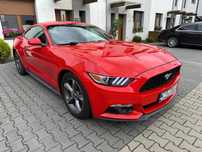 Ford Mustang 3.7 V6 304KM Red Race