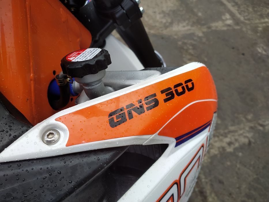 мотоцикл GEON Dakar  GNS 300 водянка 2025рік
