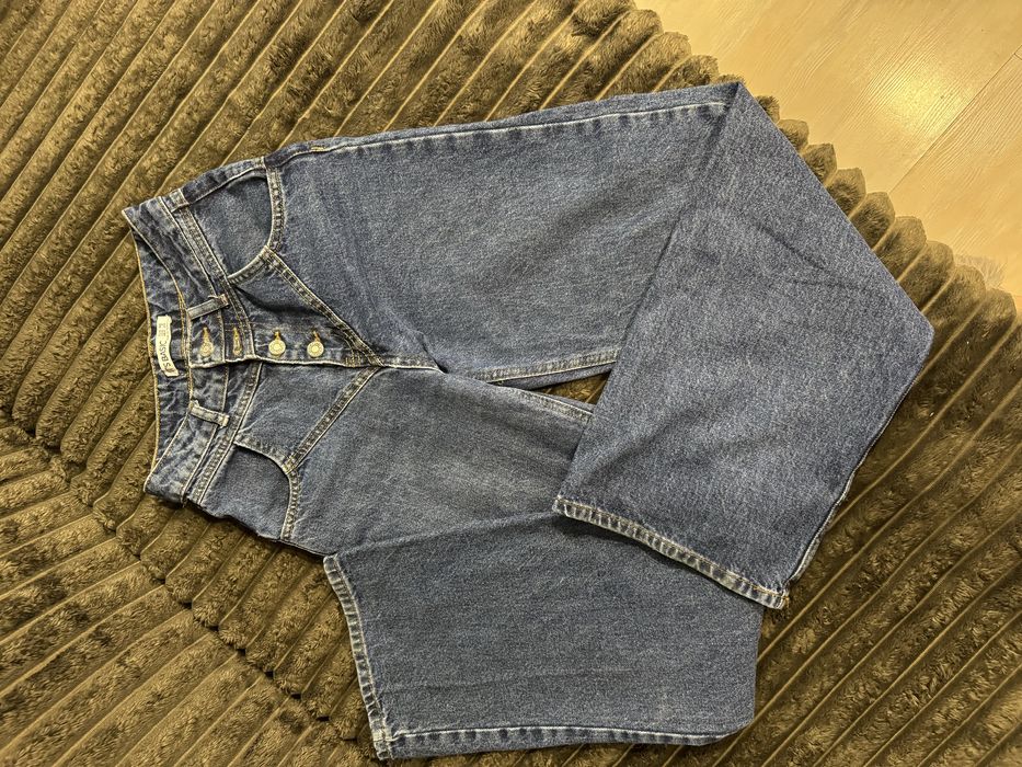 Гарні джинси кльош