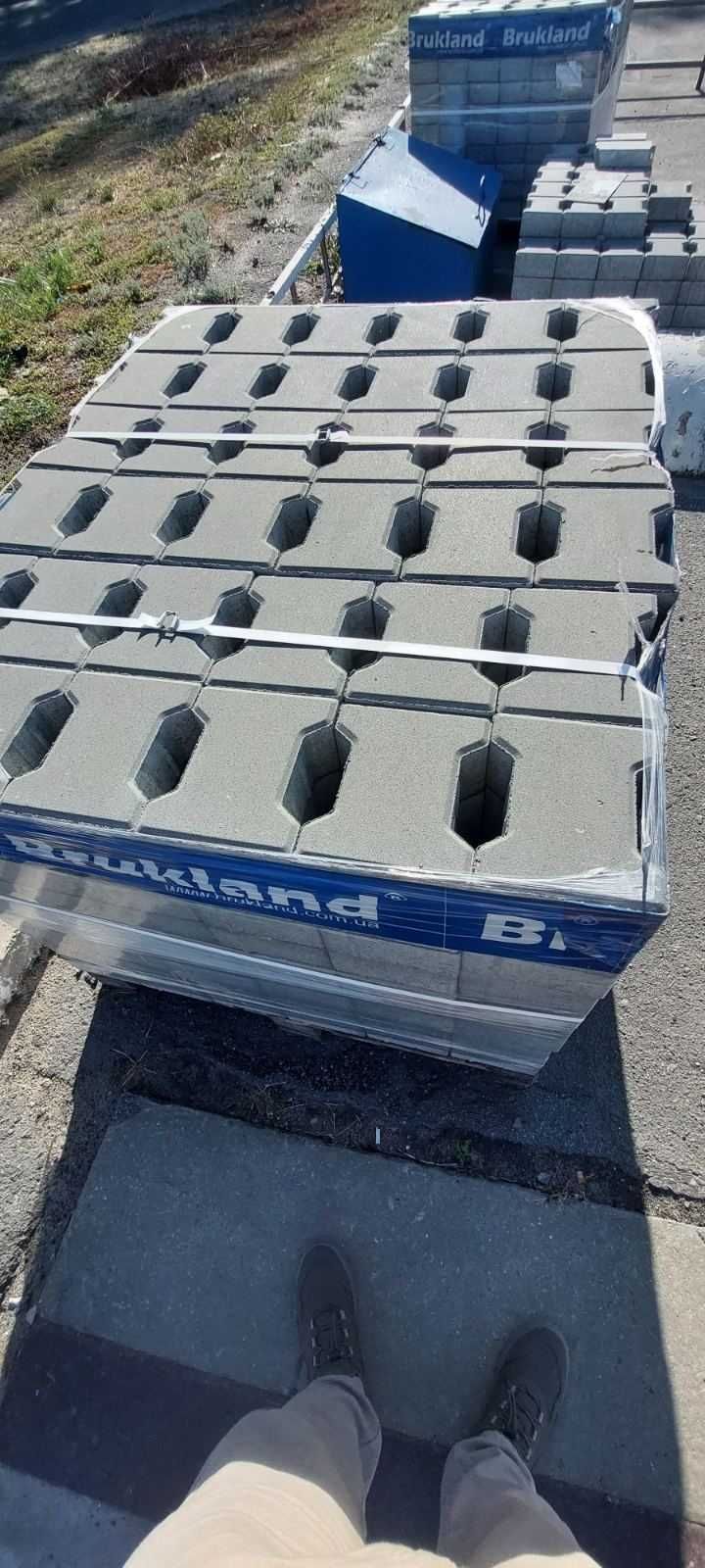 Тротуарна плитка нова та б/у
